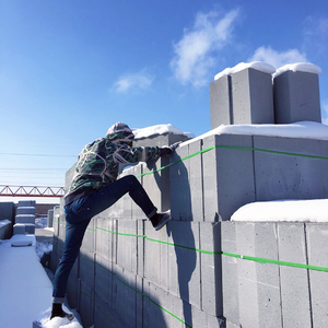 宁荣荣张开双腿被强❌游戏
