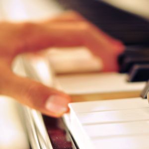 宁荣荣张开双腿被强❌游戏
